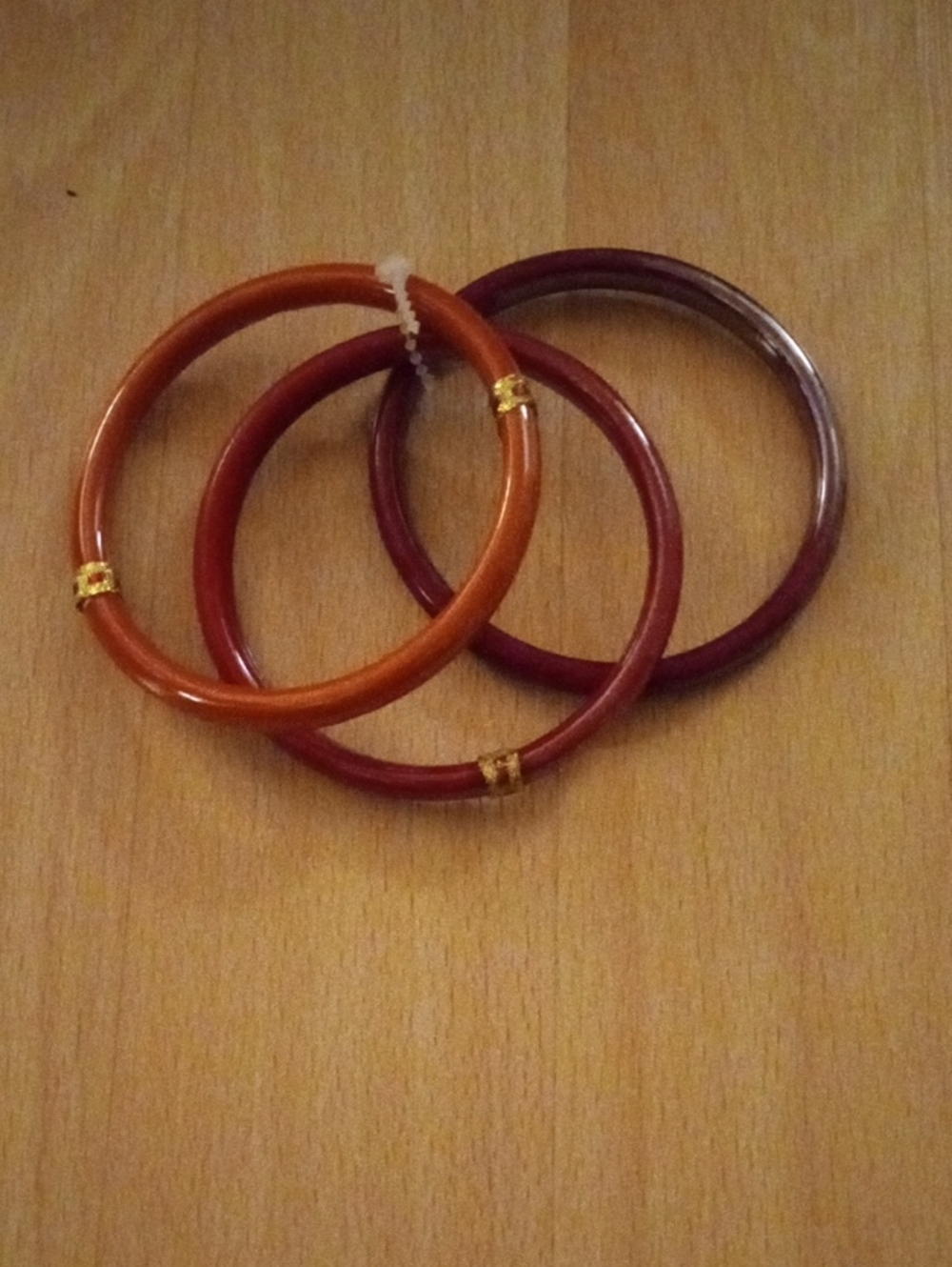 Red and Burgundy Resin Bangle Set - Women Jewelry